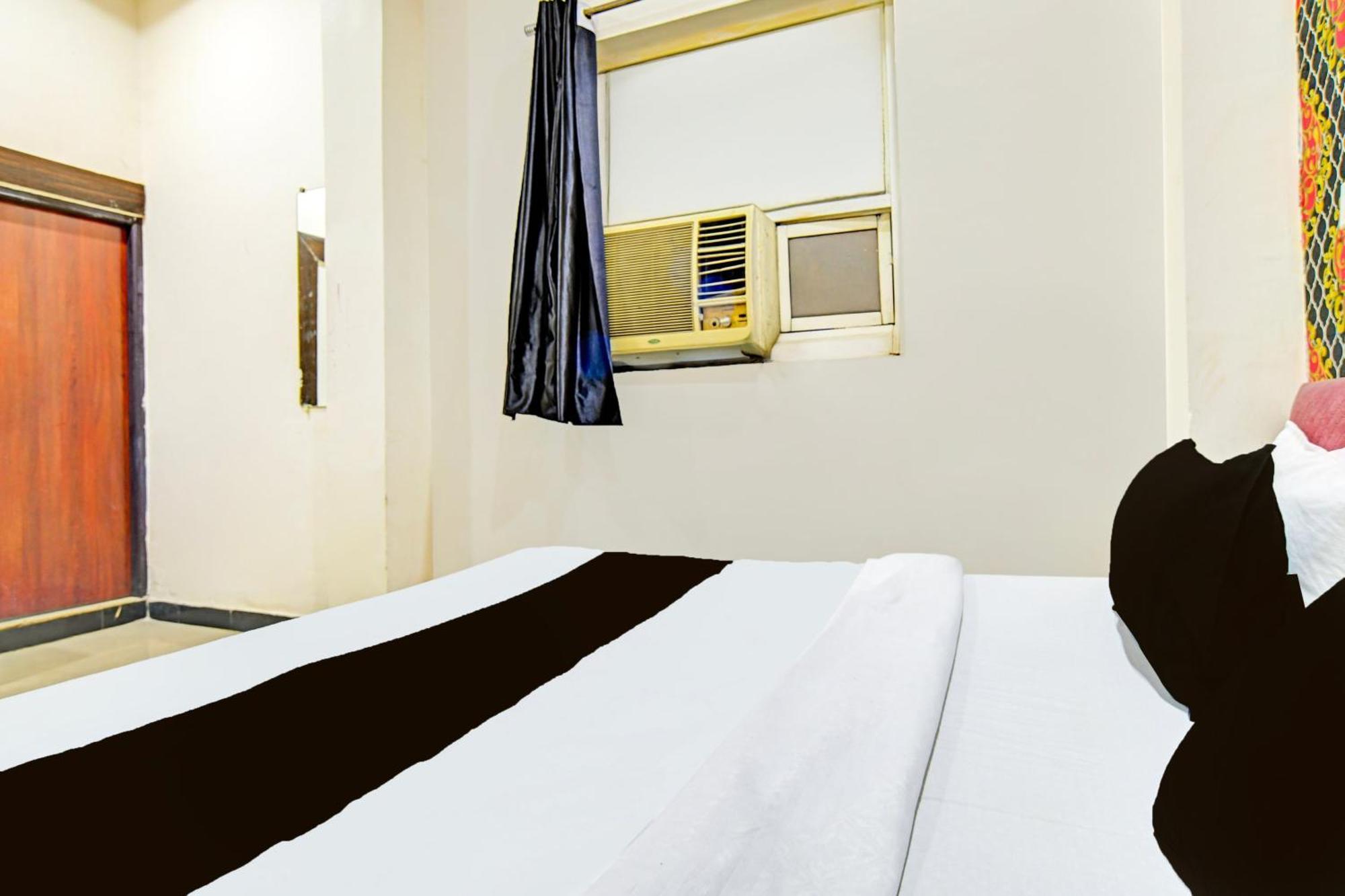 Super Hotel O Hanuman Naka Ujjain Formerly Krishna Palace Экстерьер фото